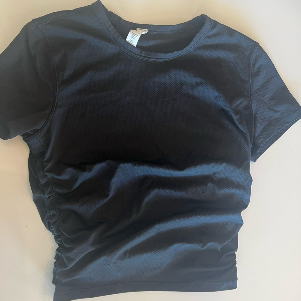 Lululemon crop tank top!